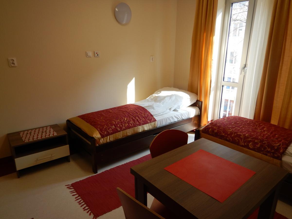 Hostel Sklodowska Люблин Екстериор снимка