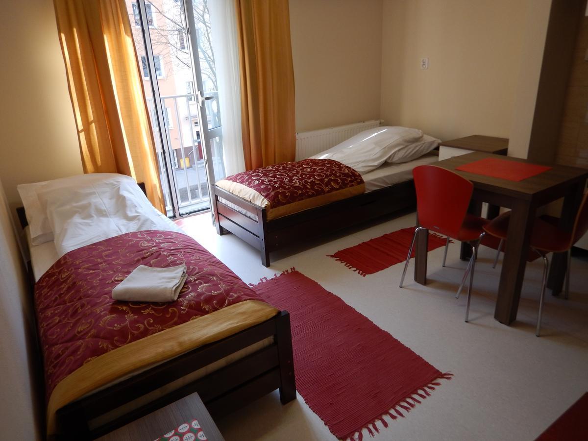 Hostel Sklodowska Люблин Екстериор снимка